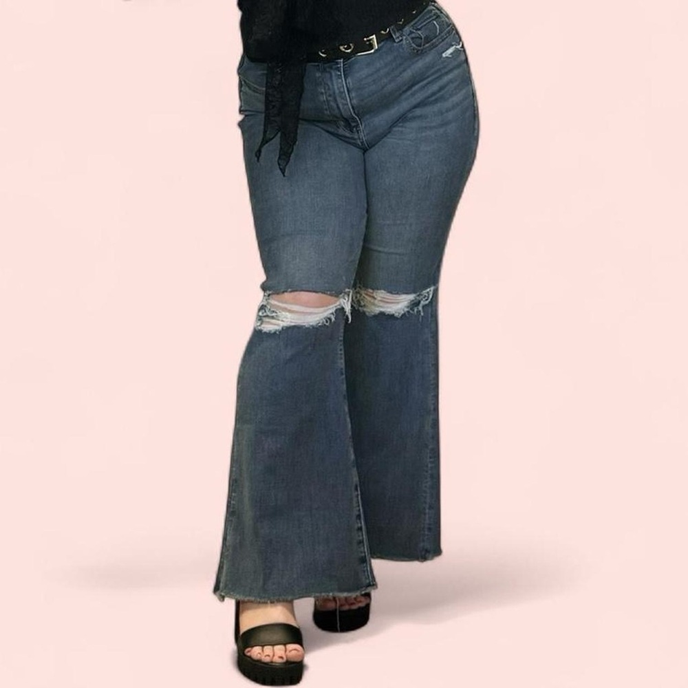 American Eagle Super High-rise Flare Jeans